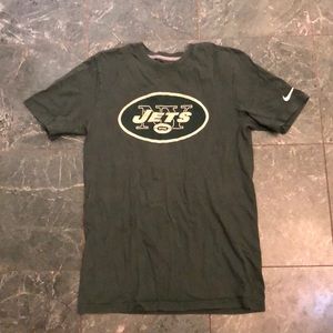 NEW YORK JETS Logo Tee with Worn Logo
